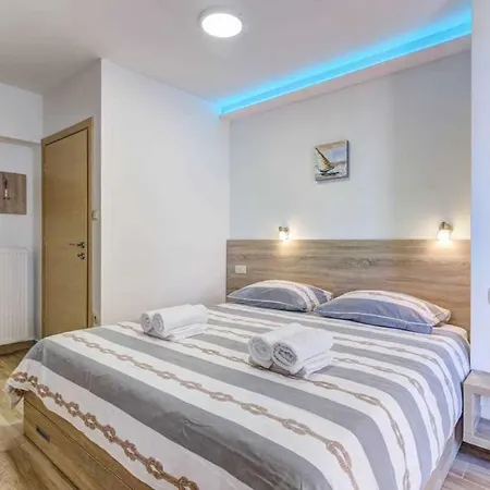 Milla By Aneo Travel Villa Novi Vinodolski