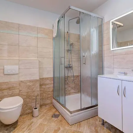 Milla By Aneo Travel Novi Vinodolski