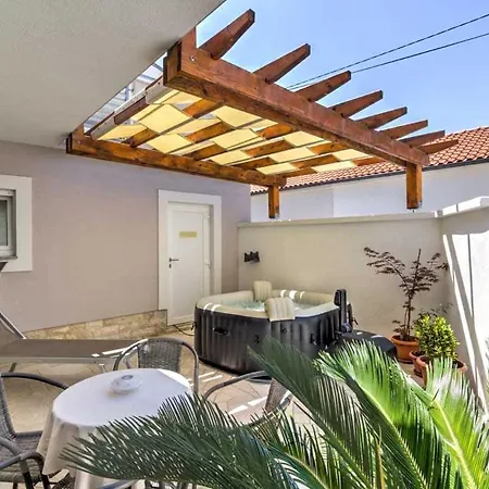 Milla By Aneo Travel Villa Novi Vinodolski